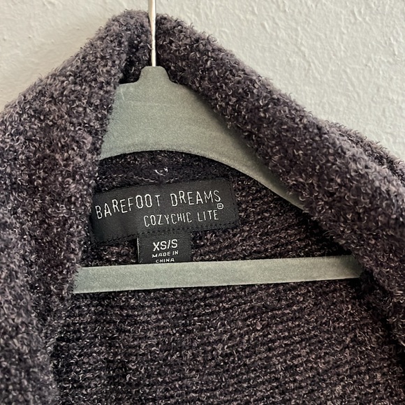 Barefoot Dreams open shawl cardigan with pockets - Picture 2 of 4